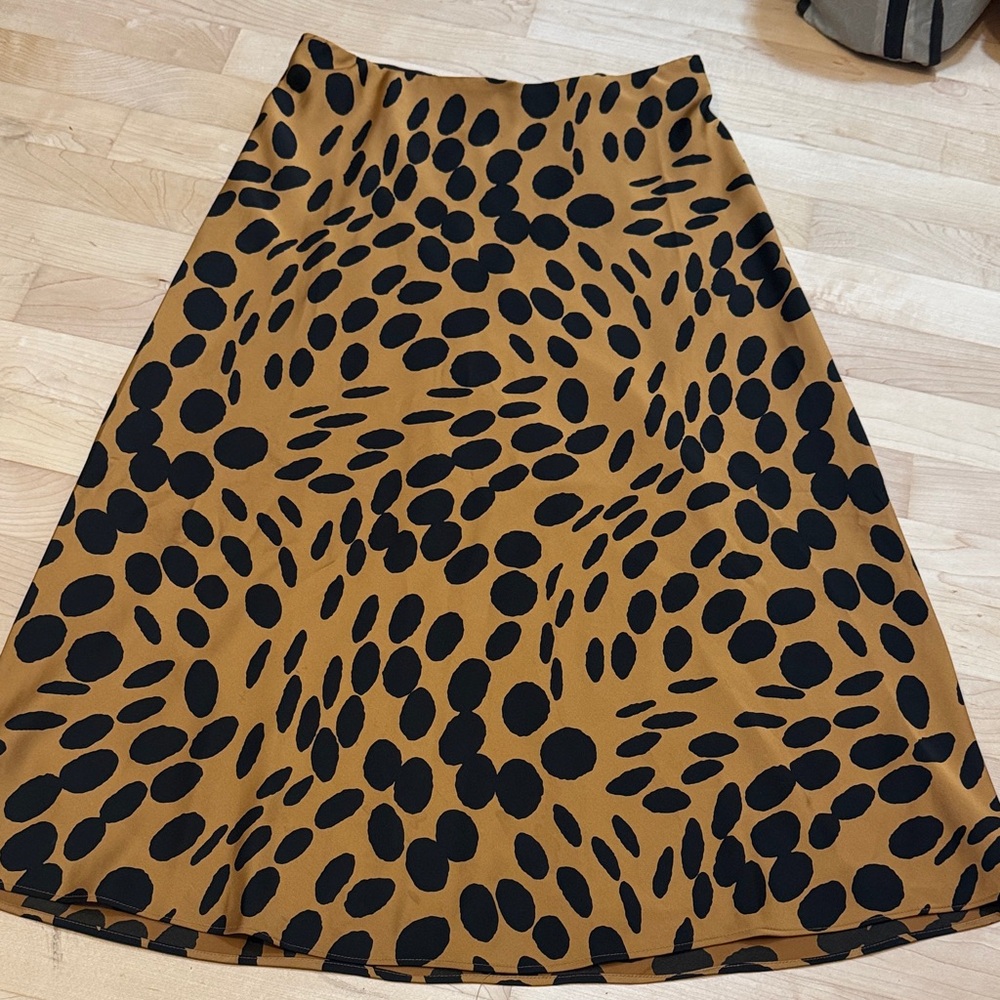 J. Crew A-Line Midi Skirt in Tan with Black Dots - XS